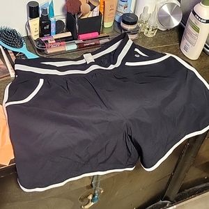 Torrid/Livi Active 18/20 Black shorts